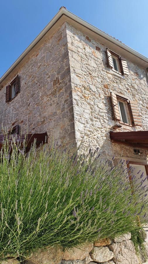 Villa Santa Eufemia Sutomiscica Exterior foto